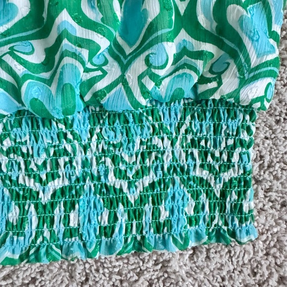 Womens colorful top Green & Blue Geometric Print Ruffle Blouse β Size Medium - Picture 5 of 6